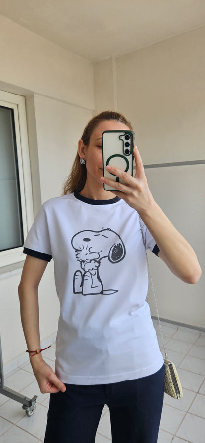 Kolları ve Yakası Lacivert Lastikli Üç İplik Beyaz Tshirt