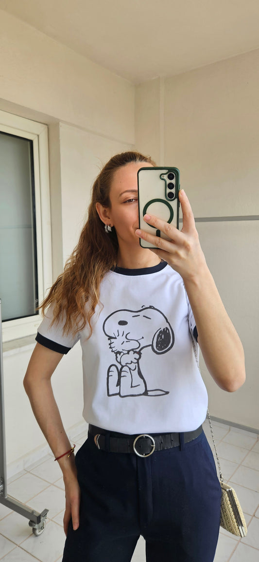 Kolları ve Yakası Lacivert Lastikli Üç İplik Beyaz Tshirt